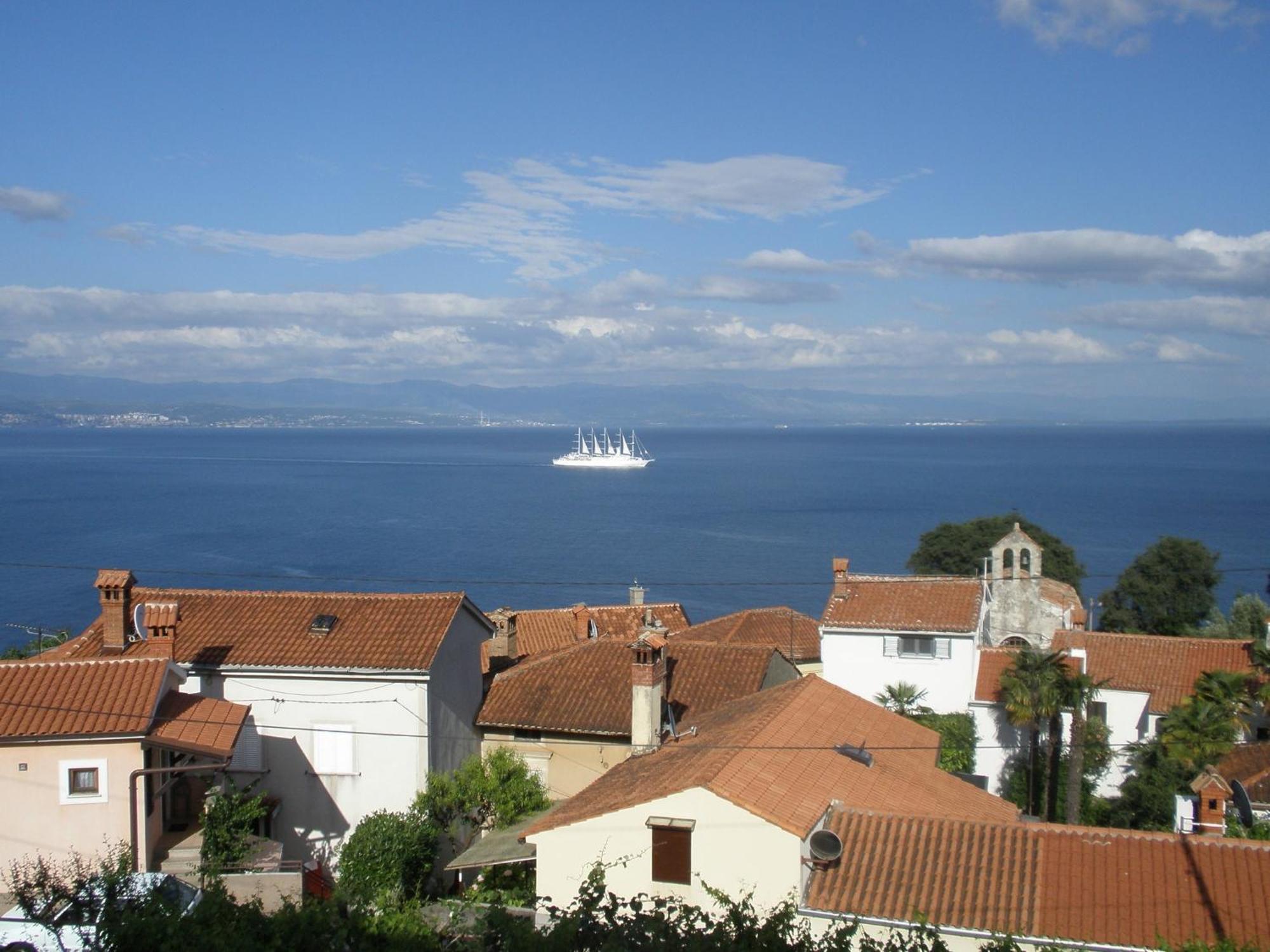 Apartments Grzin Mošćenička Draga エクステリア 写真